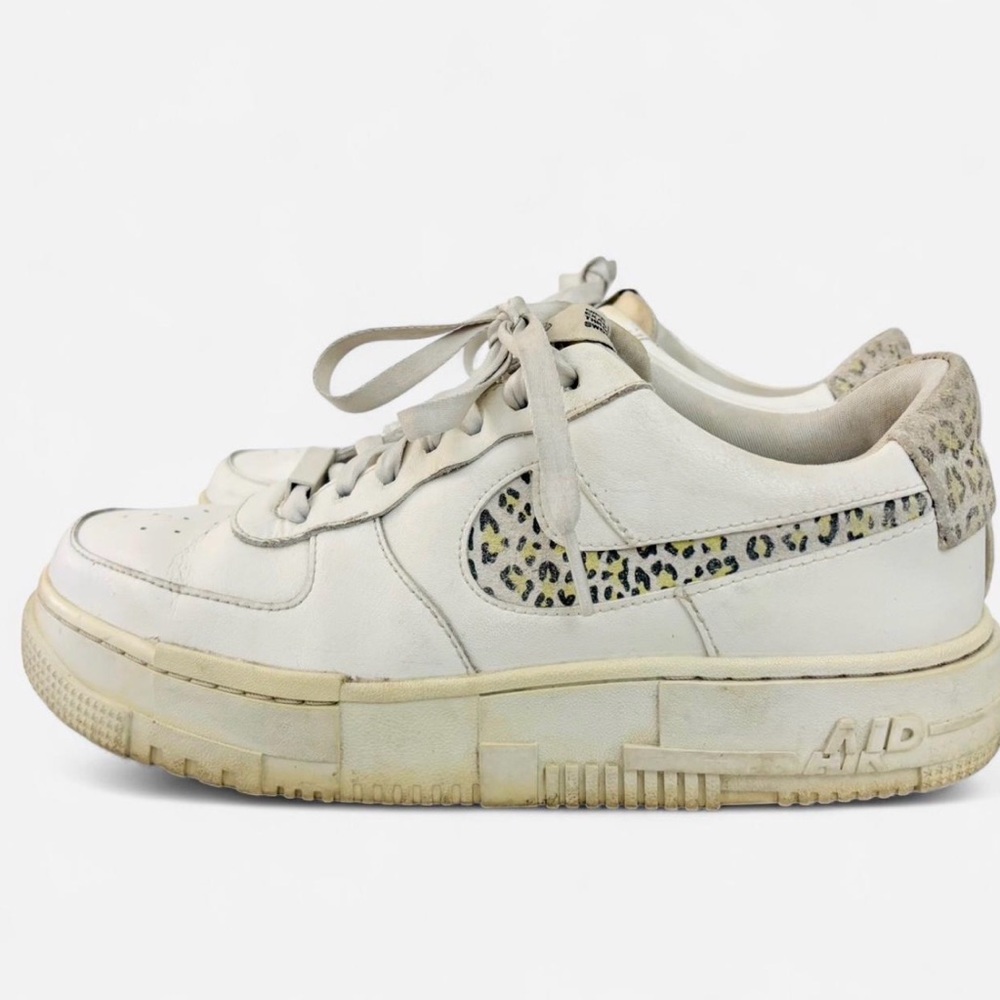 Nike Air Force 1 Pixel SE Leopard Size 9 Women's White Leopard Print Sneakers